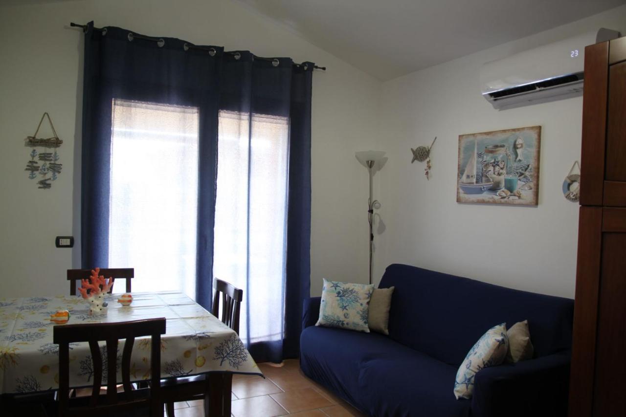 Magibac Due - Casa Vicino Aeroporto E Mater Olbia Apartment Bagian luar foto