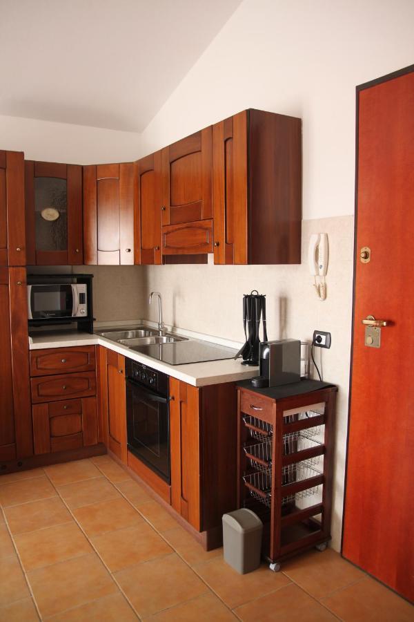 Magibac Due - Casa Vicino Aeroporto E Mater Olbia Apartment Bagian luar foto